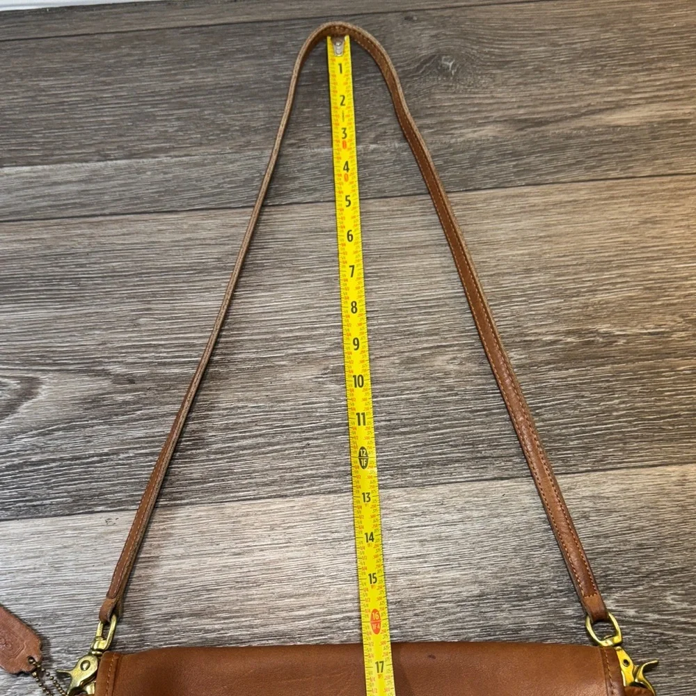 Rare Vintage COACH Brown Leather shoulder Bag